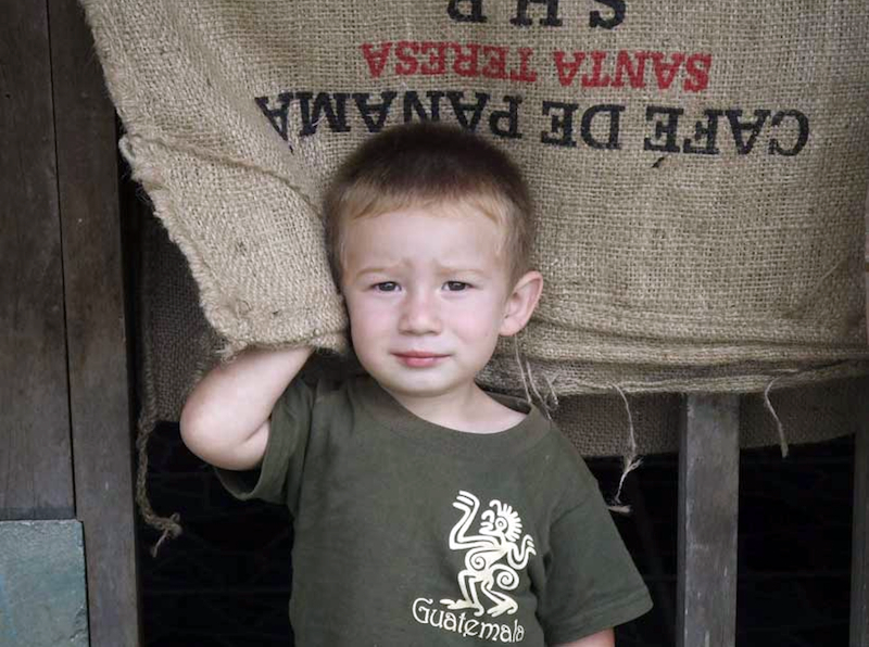 その弟くん。 この農園の次代を担うのかもしれない。